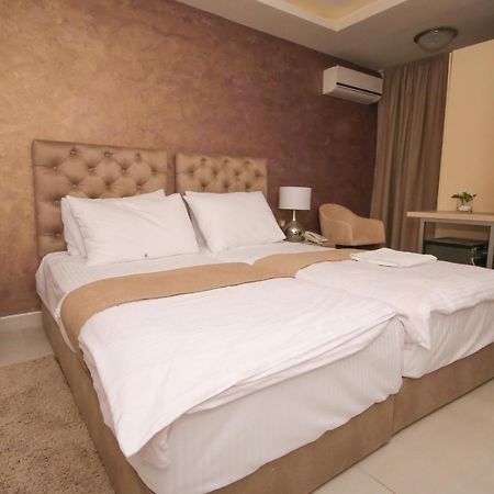 Bajadera Lux Hotel Belgrád Kültér fotó