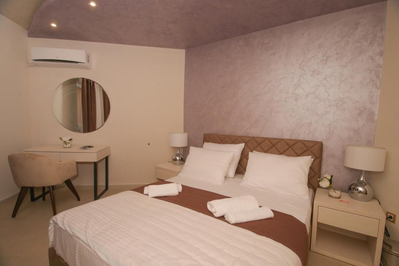 Bajadera Lux Hotel Belgrád Kültér fotó