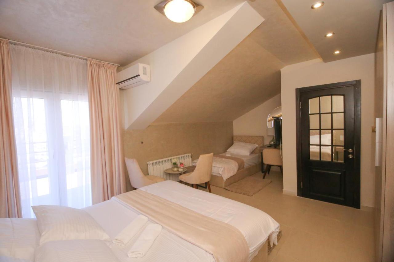 Bajadera Lux Hotel Belgrád Kültér fotó