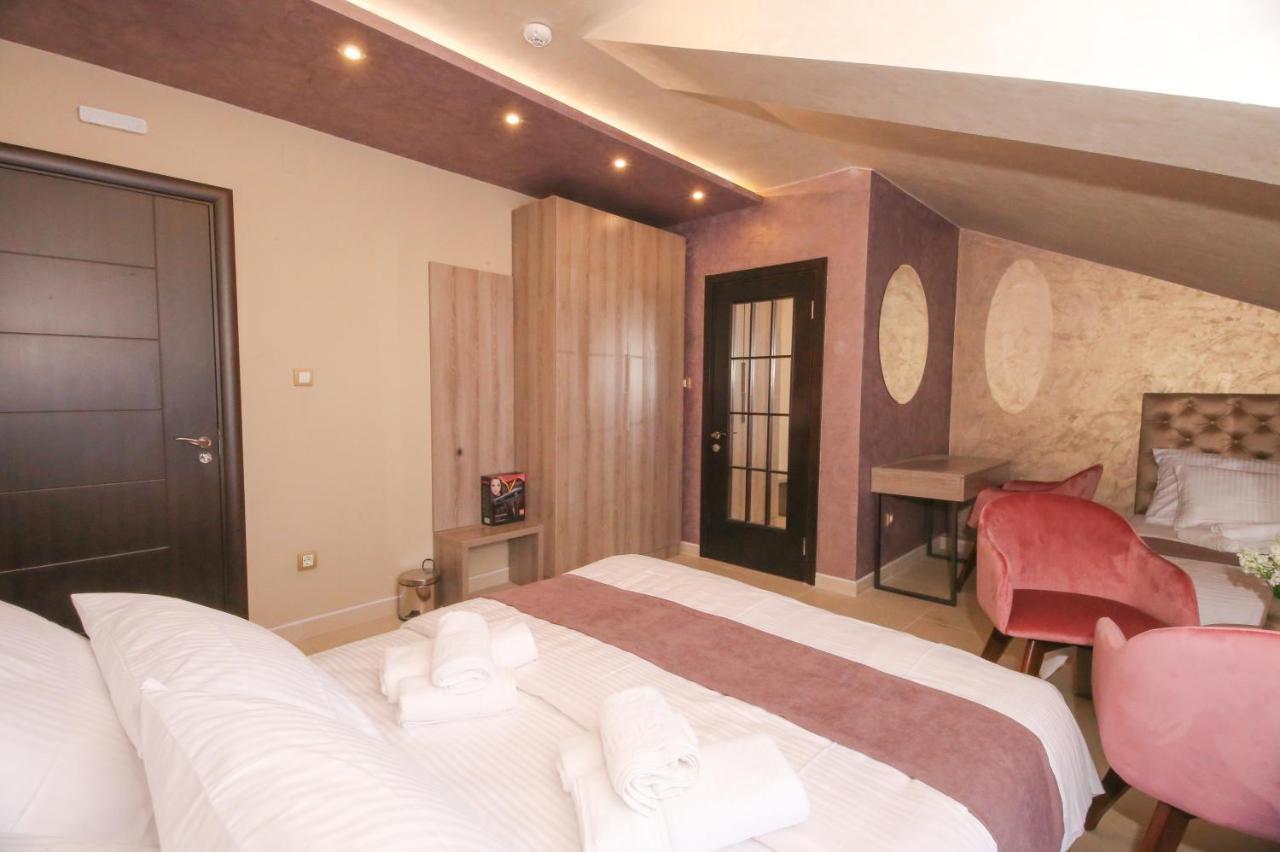 Bajadera Lux Hotel Belgrád Kültér fotó